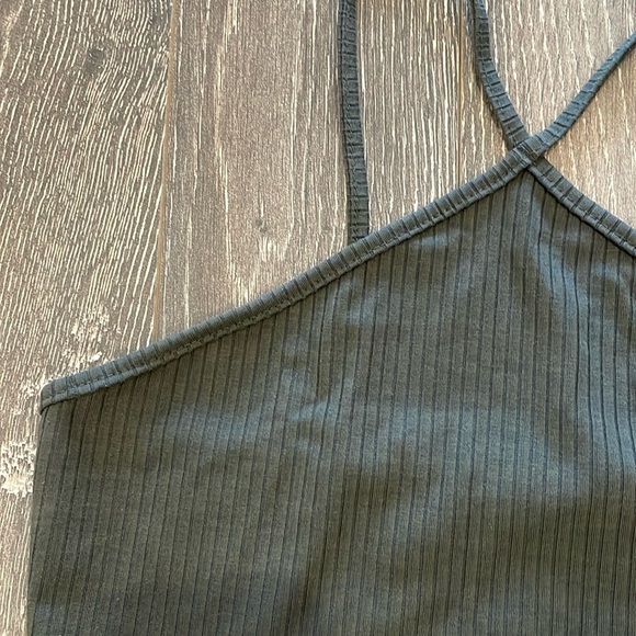 NWT cross front tank top - Picture 2 of 4